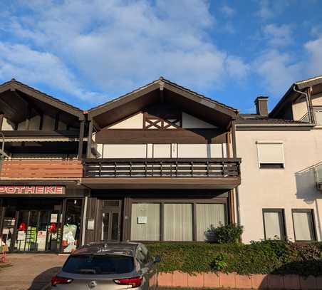 5-Zimmer-Wohnung mit Balkon in zentraler Lage am Marktplatz in Göllheim