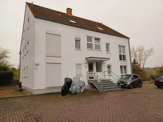 Schöne 2-Zimmer-Wohnung mit Terrasse und Garten in 5-Parteien-Haus in MZ-Marienborn