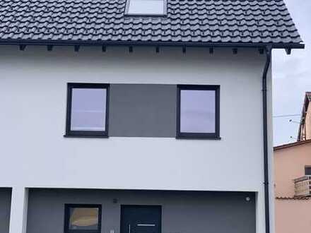 Reihenendhaus – Neubauwohngebiet Bahnhof Schaidt