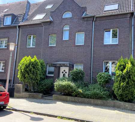 KR- Urfeystr. helle ca. 45 m², 2 ZKDB Wohnung