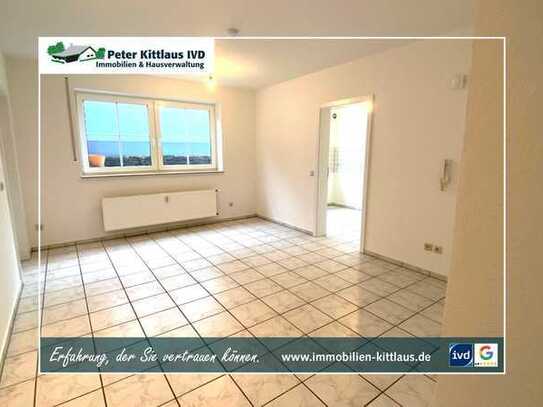 **Klein aber Fein** Frischrenovierte 2-Zimmer mit Stellplatz und Freisitz