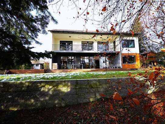 Ihr neues Zuhause in traumhafter Lage mit herrlichem Ausblick und idyllischem Garten