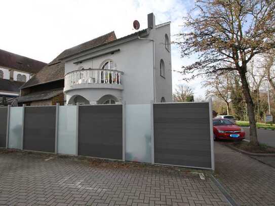 2 Fam. Haus nit ca. 6% Rendite als Generationenhaus geeignet 6% Rendite