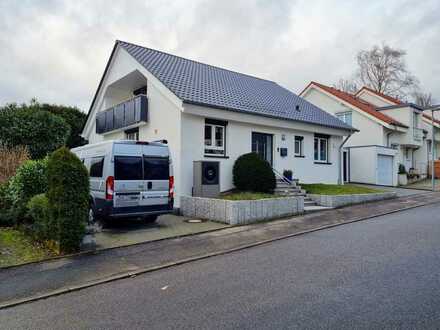 Großes und neuwertiges 5-Zimmer-Haus mit Einbauküche in Bietigheim-Bissingen