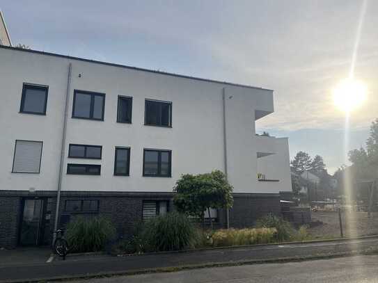 Moderne 3-Zimmer-Terrassenwohnung – Hochwertig, in der Nähe der Uniklinik Gießen