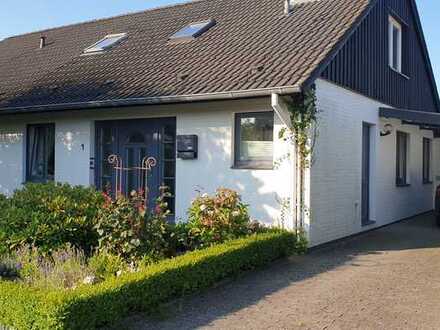 Schönes 8-Zimmer-Einfamilienhaus in Bredstedt