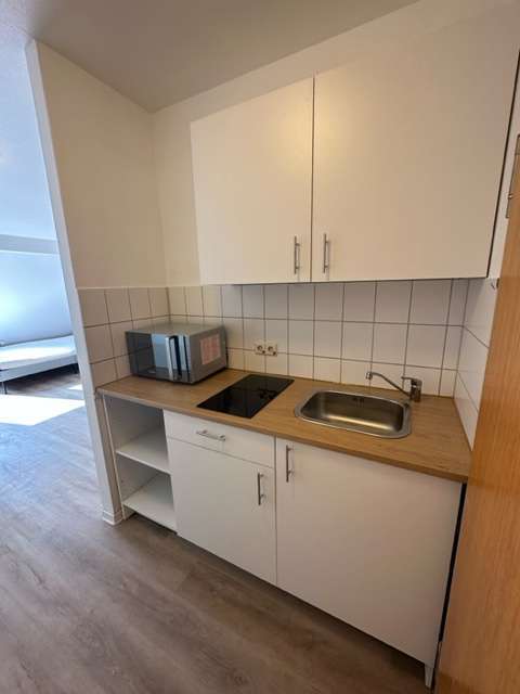 Vollmöblierte Studioapartments mitten in Sindelfingen inkl. Fitnessbereich ab Sofort - Photo 4