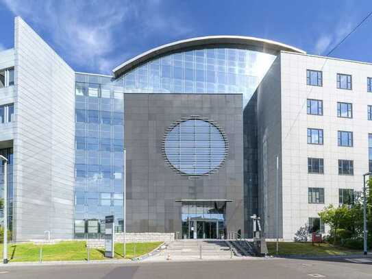 Moderne Büros im Taunus Office mit Bergblick PROVISIONSFREI zu vermieten