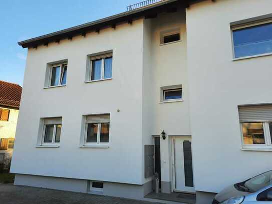 2-Raum-DG-Wohnung in Aindling