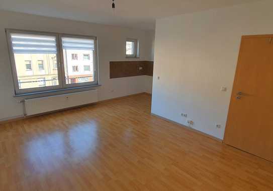 Helle 3-Zimmer-Wohnung mit Balkon in Duisburg