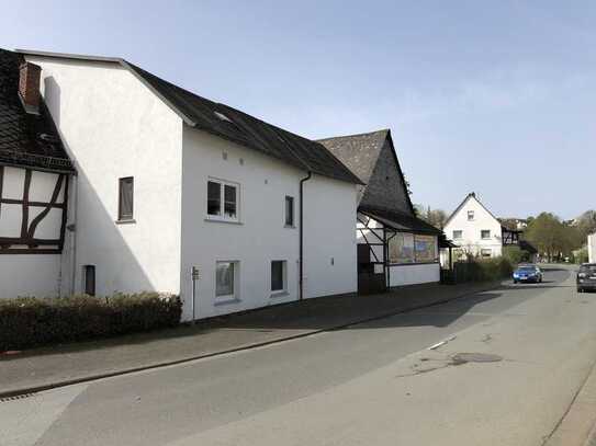 Perfekt für Familien: Einfamilienhaus mit großem Garten und viel Gestaltungspotenzial