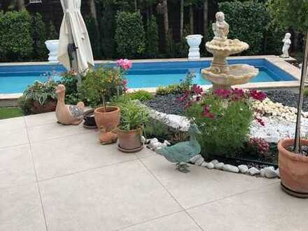 Exklusive Villa mit paradiesischem Garten