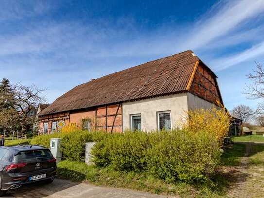 Vermietetes Zweifamilien-Fachwerkhaus in Belau