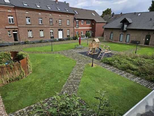 Exclusive EG-Wohnung im historischen Gutshof in Volkhoven/Weiler, Köln