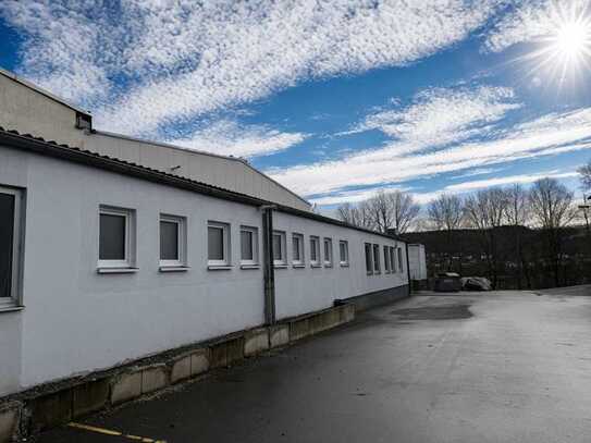 Ein Raum, unzählige Perspektiven – Lagerhalle zu vermieten