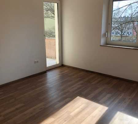 Renovierte 3-Zimmer-Wohnung mit Balkon