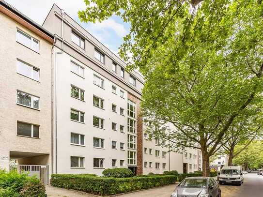 Modernisierte Zweizimmerwohnung am Bayerischen Viertel