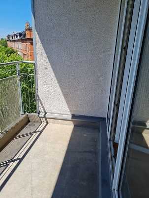 zentral und ruhige Lage - Balkon, Dusche, Aufzug und Tiefgarage