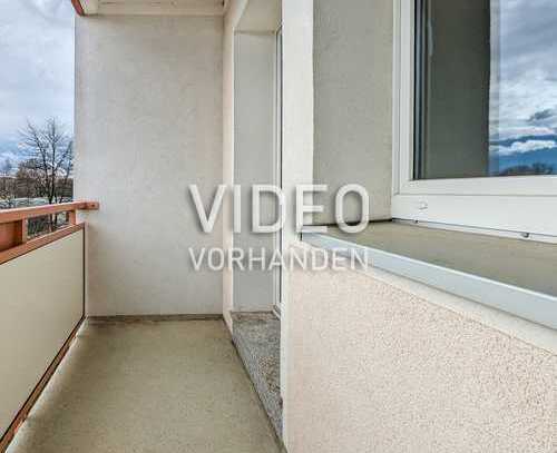 3 Zimmer mit Balkon