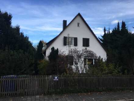 Traumlage, Wohnbaugrundstück mit Altbestand, provisionsfrei ohne Makler
