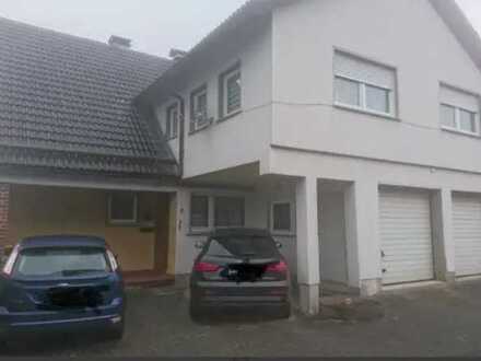 Stilvolle, gepflegte 2-Zimmer-Wohnung mit EBK in Erndtebrück
