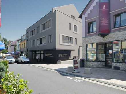 Bornheim-Zentrum: Neubauwohnung im Herzen der Stadt.