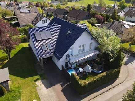 Modernisiertes Mehrfamilienhaus in schöner Lage