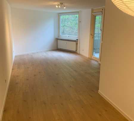 Single-Erdgeschossappartement ,mit Einbauküche, Waldnähe