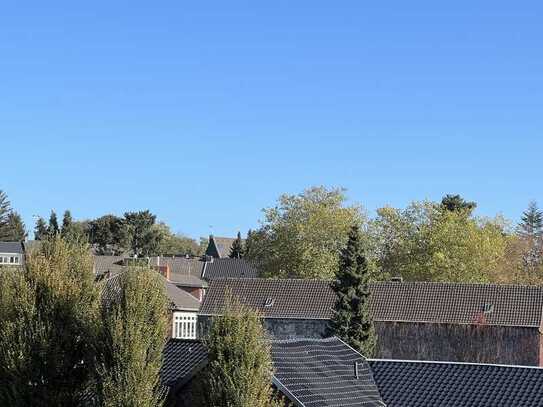 Exklusive, sanierte 2-Zimmer-Wohnung mit Balkon in Mönchengladbach