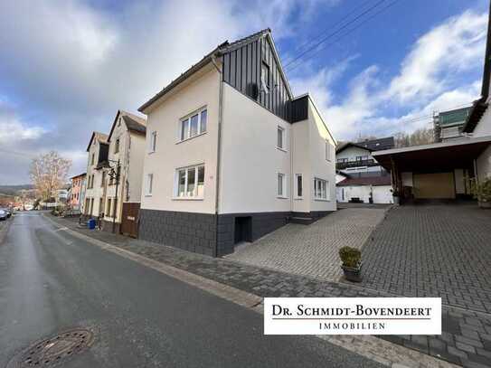 Sehr gepflegtes Wohnhaus mit Einliegerwohnung in Westerburg. Sofort beziehbar.