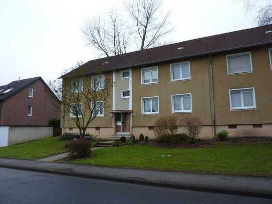 Teilsanierte Leere Wohnung mit Balkon!