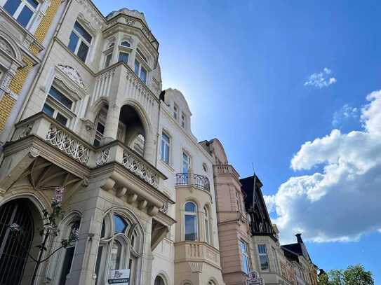 Elegante, denkmalgeschützte Gründerzeit-/Stadtvilla in bevorzugter Lage der Bonner Südstadt