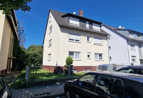 Hübsche 3-4 Zi.-Wohnung mit TGL-Bad, XXL-Balkon und Garage im 2.OG in begehrter Lage!