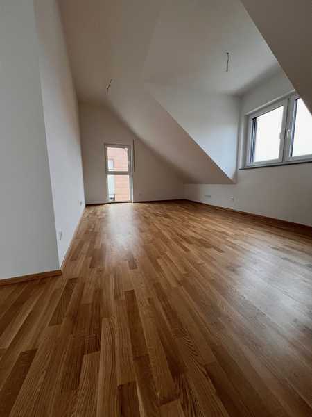                                                               Helle Neubauwohnung mit exklusiver Dachloggia in erstklassiger Lage                                                       in Veilhof (Nürnberg)