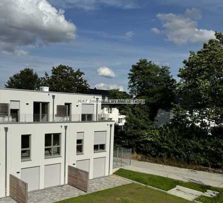 Reihenendhaus • Energie Effizienshaus • 5 Zi • ca. 135 m² Wfl. • Dachterrasse + Südlage Garten •