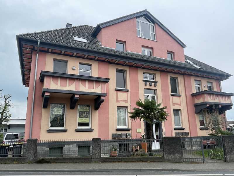 Außergewöhnliches Haus mit Wohnen & Gewerbe – vielseitig nutzbar in Frankfurt-Höchst