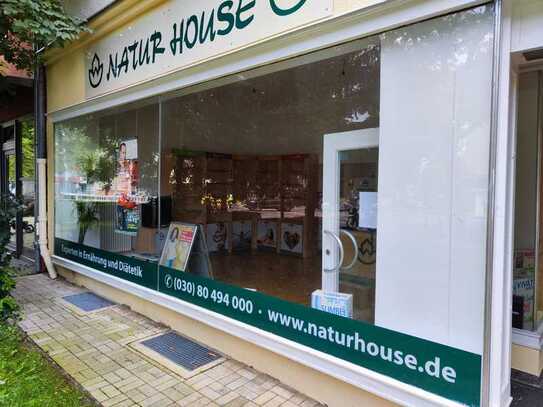 ALBRECHTSTRAßE - HELLER LADEN MIT GROßEM SCHAUFENSTER