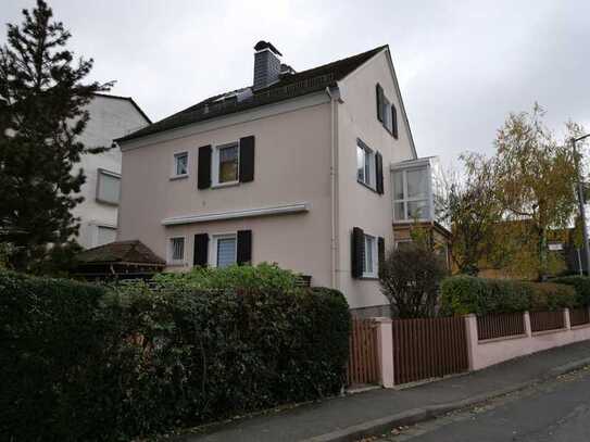 "Freigestellt"
Zweifamilienhaus in beliebter Lage von Bierstadt