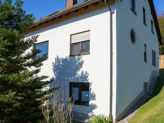 Attraktives Einfamilienhaus mit herrlichem Ausblick und gepflegtem Garten in Aue Bad-Schlema