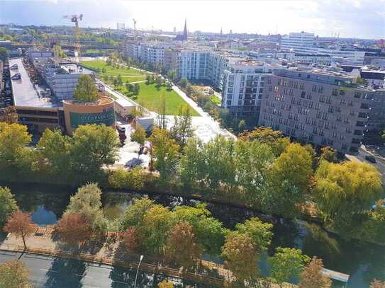 Excellent views in a modern and spacious 2 room apartment in Postdamer Platz