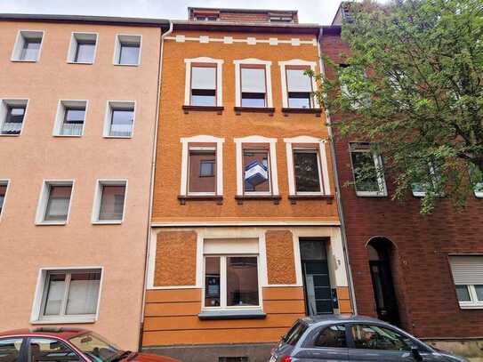 Düren Innenstadt, großes Wohnhaus mit Garten in ruhiger, guter Lage mit Platz für Büro oder Praxis