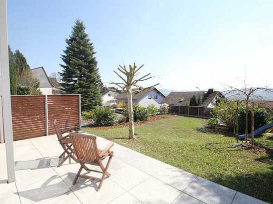 Großzügige 2-Zimmer-Wohnung mit Südterrasse und Fernblick