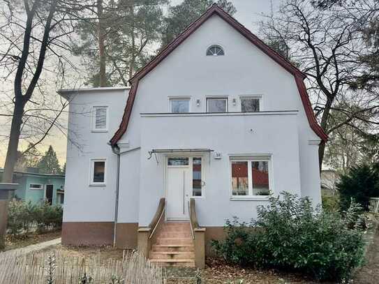 Einfamilienhaus im Grünen mit geh. Innenausstattung und EBK