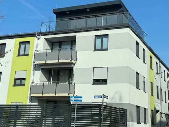 5-Zimmer-Penthouse-Wohnung mit Balkon und Dachterrasse mit Blick über Zeulenroda