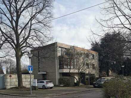 Hochinteressantes Mehrfamilienhaus in Gelsenkirchen Buer mit 364 m² Wfl. + 43 m² Büro + 172 m² KG !