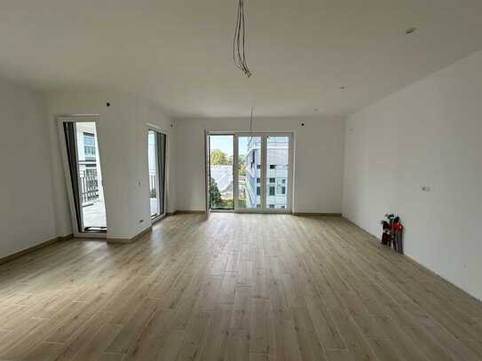 3-ZIMMER-NEUBAU-WOHNUNG MIT SKYLINEBLICK!!