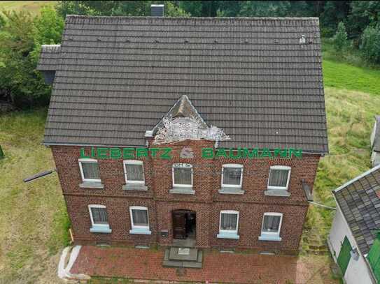 Bauernhaus mit Hofstelle im Raum Leverkusen