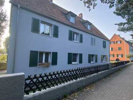 Sanierte Dachgeschosswohnung, 4 ZKB, in ruhiger Lage