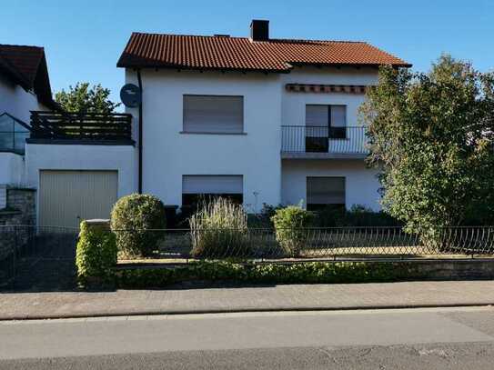 Naturnah und zentral, Haus mit fünf Zimmern in Wehrheim