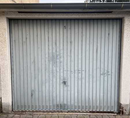 Garage in zentraler Lage zu vermieten- 250m vom Hauptbahnhof